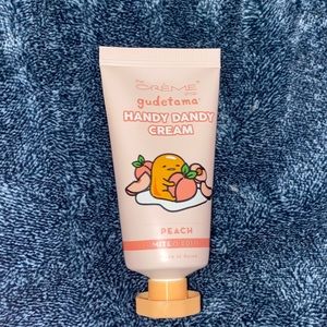 Gudetama peach hand cream